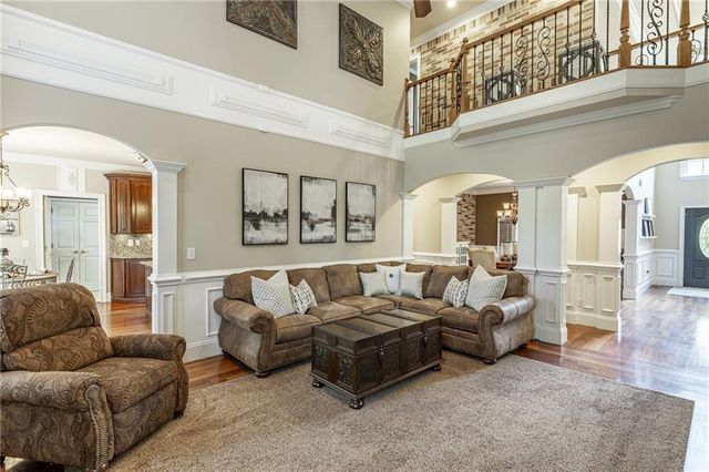 665 Links View Drive, Sugar Hill, GA 30518