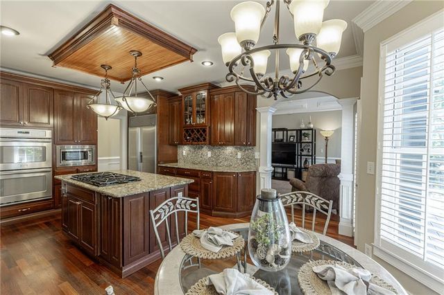 665 Links View Drive, Sugar Hill, GA 30518
