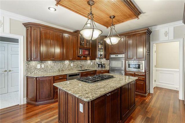 665 Links View Drive, Sugar Hill, GA 30518