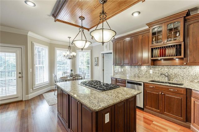 665 Links View Drive, Sugar Hill, GA 30518
