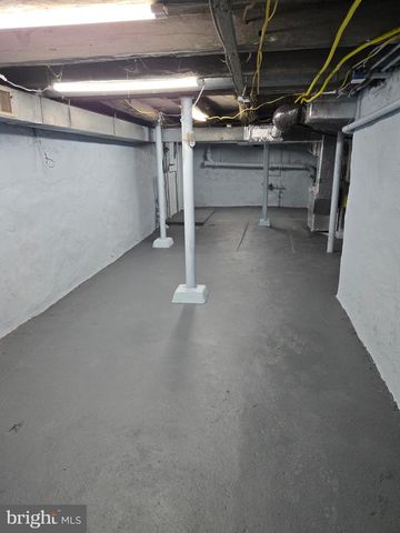 30 FRONT ST, Mohnton, PA 19540