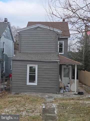 30 FRONT ST, Mohnton, PA 19540