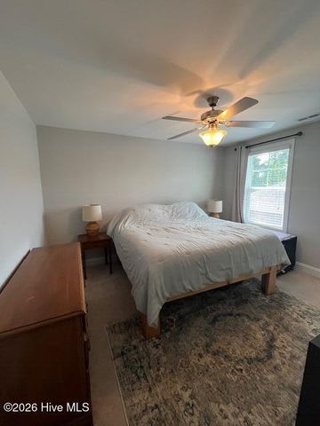 608 Coniston Drive SE, Leland, NC 28451