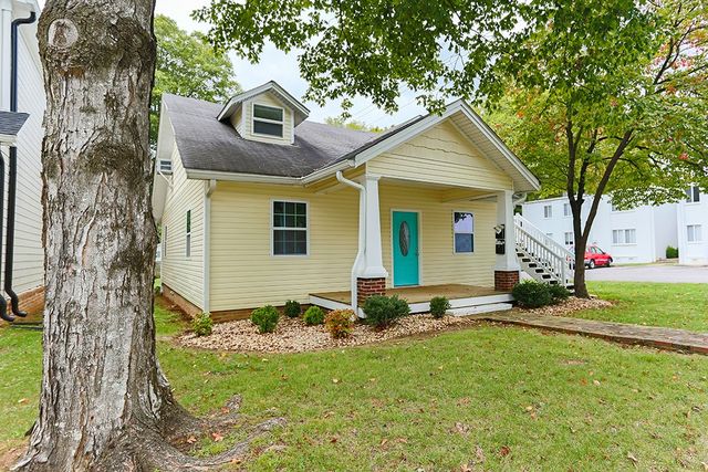 200A Richardson Ave, Murfreesboro, TN 37130