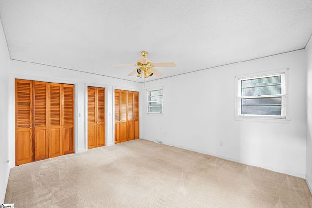 207 Grandview Circle, Travelers Rest, SC 29690