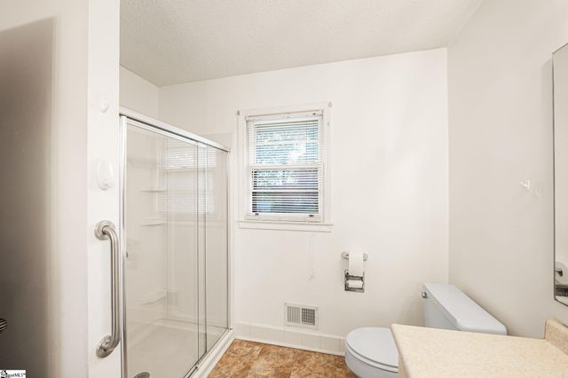 207 Grandview Circle, Travelers Rest, SC 29690