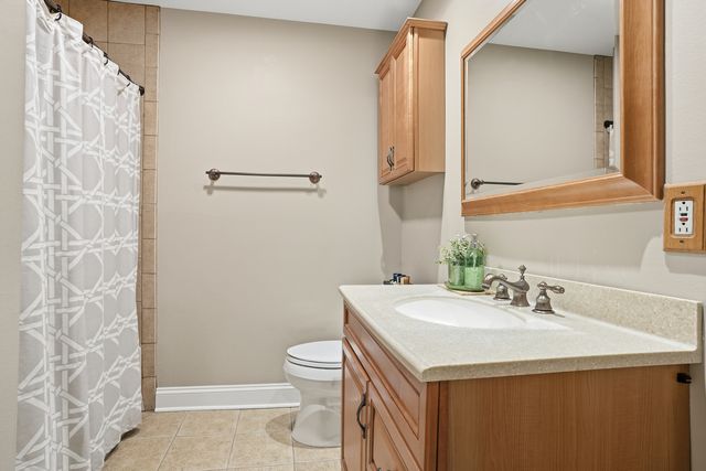 190 S Wood Dale Road 1107, Wood Dale, IL 60191