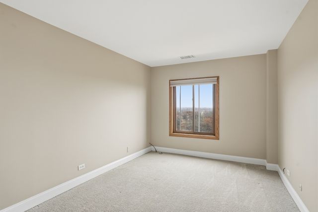 190 S Wood Dale Road 1107, Wood Dale, IL 60191