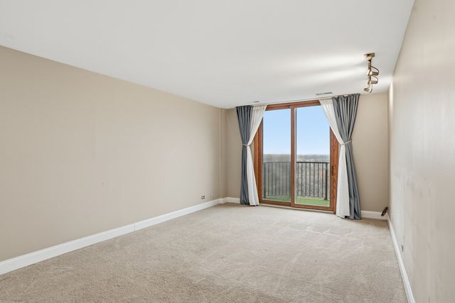 190 S Wood Dale Road 1107, Wood Dale, IL 60191