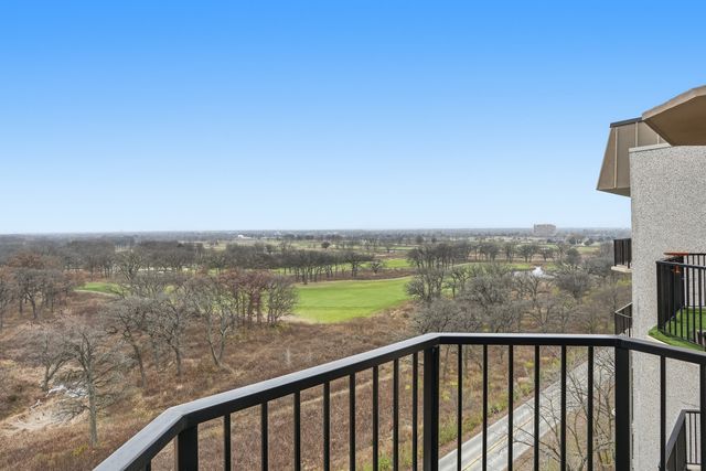 190 S Wood Dale Road 1107, Wood Dale, IL 60191