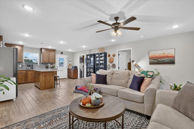 1012 Brown Court, Poolville, TX 76487