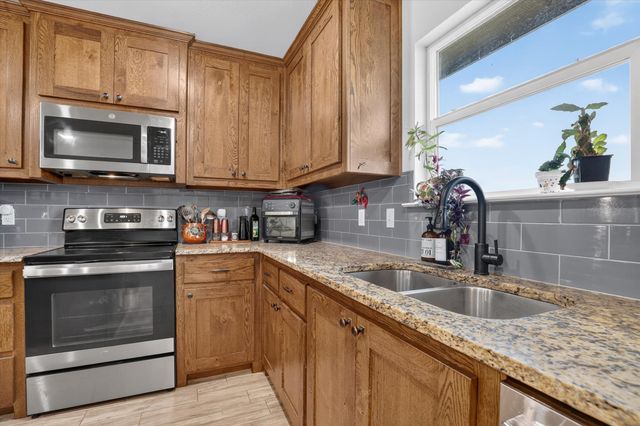 1012 Brown Court, Poolville, TX 76487