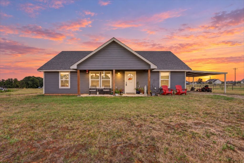 1012 Brown Court, Poolville, TX 76487