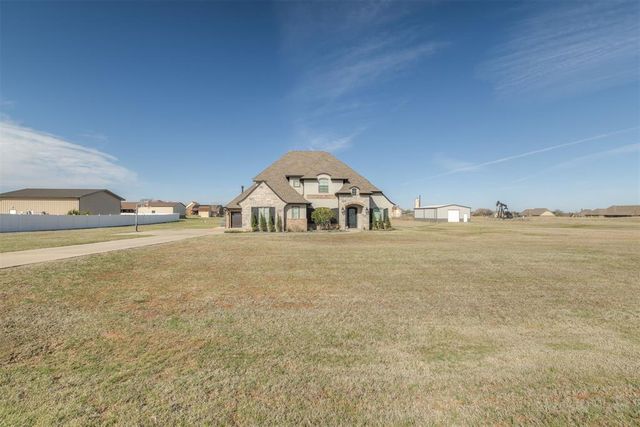 23921 N Pennsylvania Avenue, Edmond, OK 73025