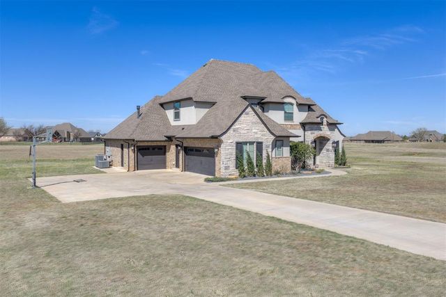 23921 N Pennsylvania Avenue, Edmond, OK 73025