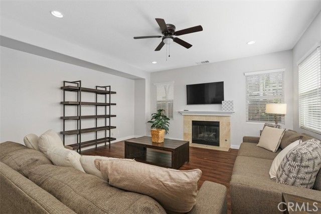 33845 Sattui, Temecula, CA 92592