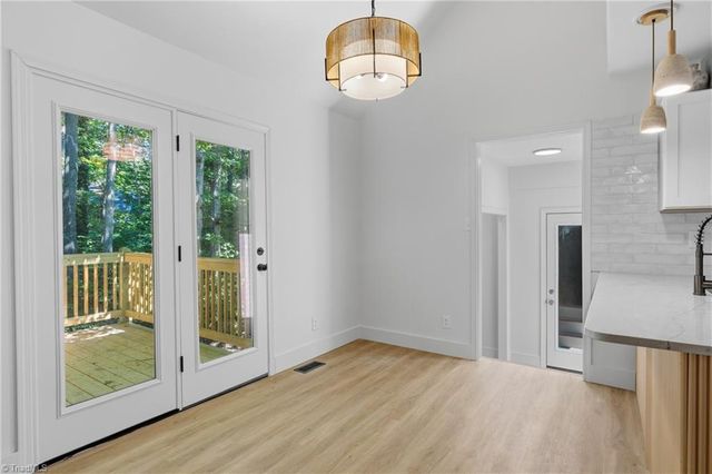 942 Chatfield Drive, Jamestown, NC 27282