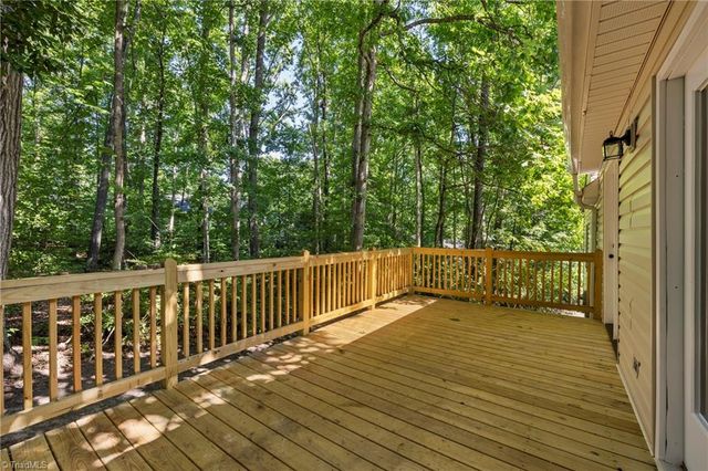 942 Chatfield Drive, Jamestown, NC 27282