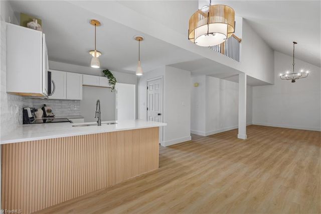 942 Chatfield Drive, Jamestown, NC 27282