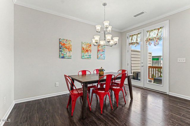 327 Great Northern Station, Apex, NC 27502