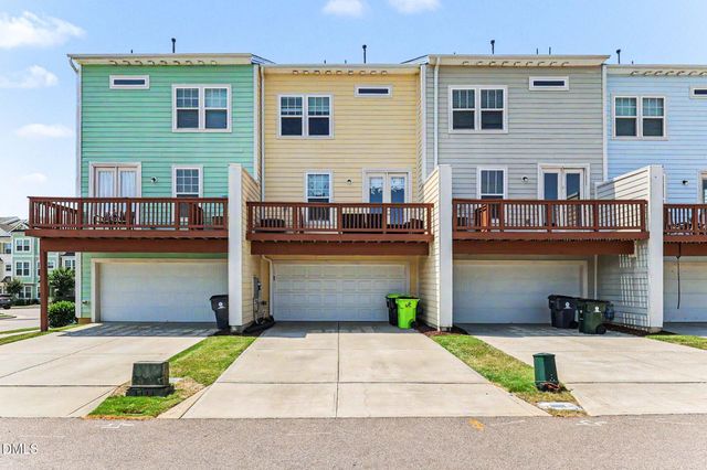 327 Great Northern Station, Apex, NC 27502