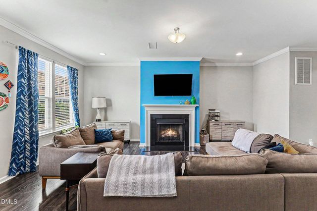 327 Great Northern Station, Apex, NC 27502