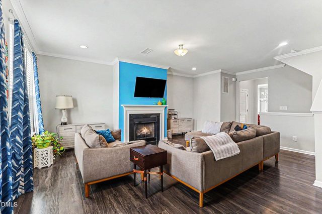 327 Great Northern Station, Apex, NC 27502