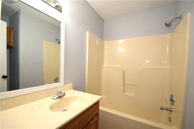 12 Burnett Circle, Bentonville, AR 72712