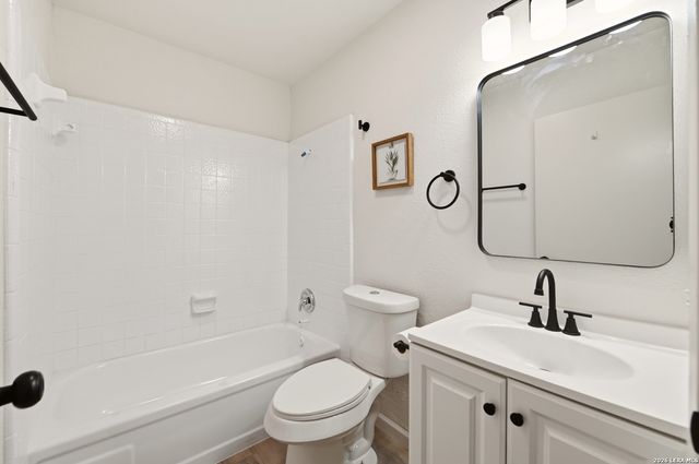 5730 Bienville, San Antonio, TX 78233