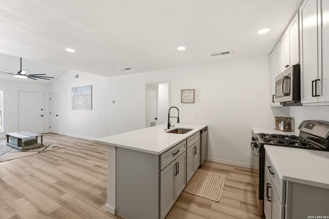 5730 Bienville, San Antonio, TX 78233