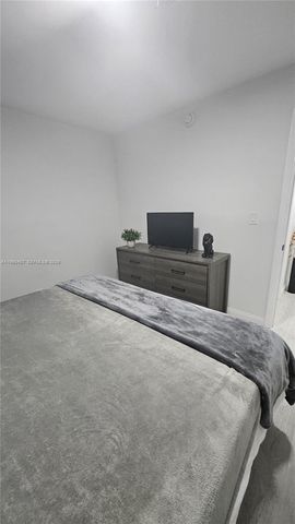 1831 NE 56th St A, Fort Lauderdale, FL 33308