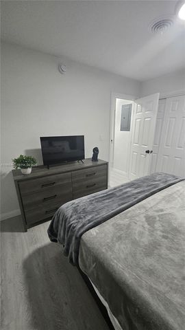 1831 NE 56th St A, Fort Lauderdale, FL 33308