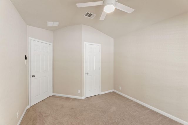 582 Briggs DR, New Braunfels, TX 78130