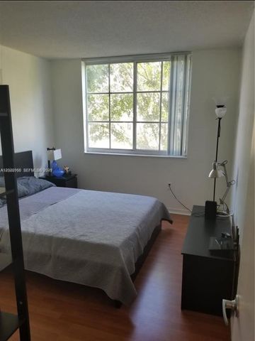 4360 NW 107th Ave 208, Doral, FL 33178