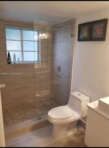 4360 NW 107th Ave 208, Doral, FL 33178
