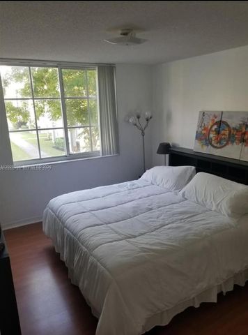 4360 NW 107th Ave 208, Doral, FL 33178
