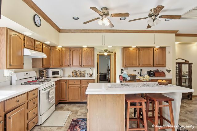7508 Cedar Drive, Wonder Lake, IL 60097