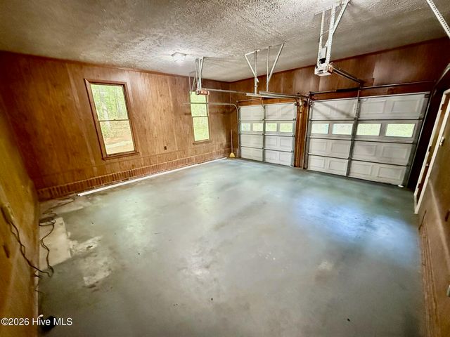 829 Williamsburg Drive, Rockingham, NC 28379