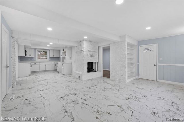 33101 Donnelly Street, Garden City, MI 48135