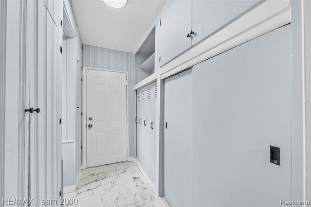 33101 Donnelly Street, Garden City, MI 48135