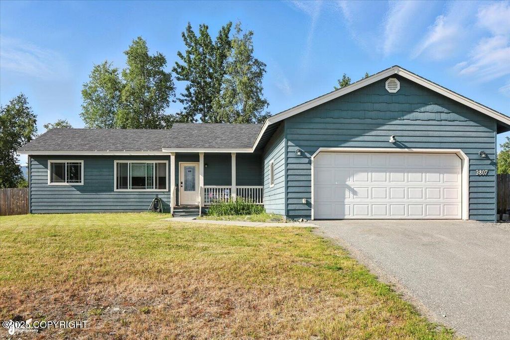 3807 E Darrington Village Circle, Wasilla, AK 99654