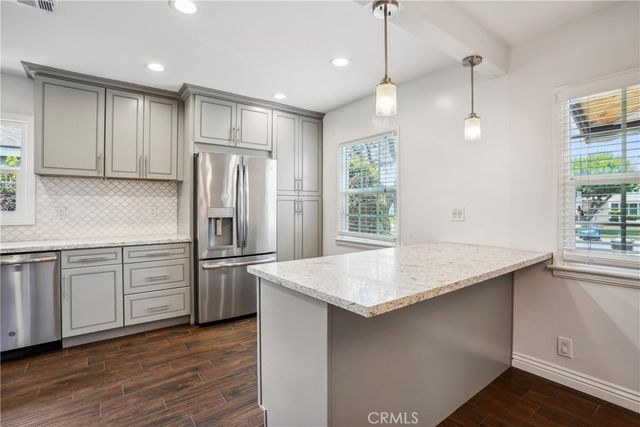 3816 S Victoria, Los Angeles, CA 90008