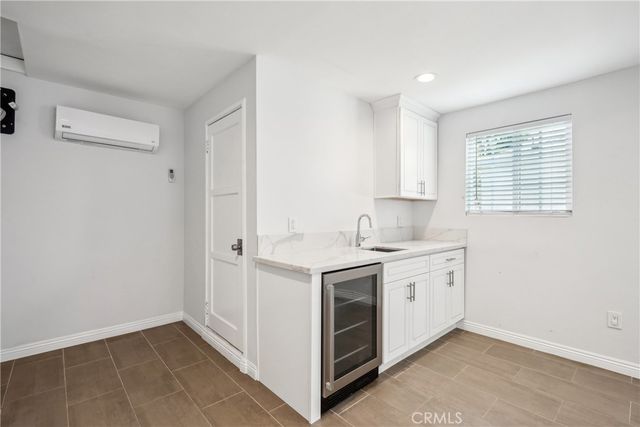 3816 S Victoria, Los Angeles, CA 90008