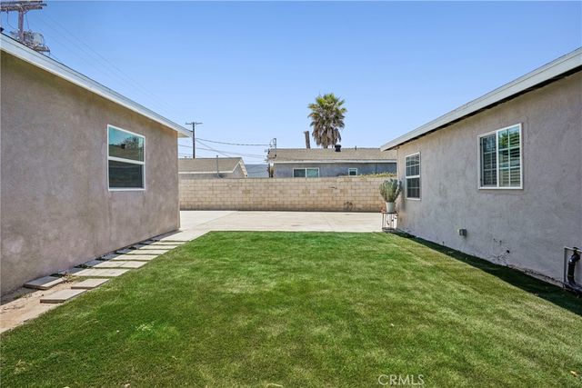 3816 S Victoria, Los Angeles, CA 90008