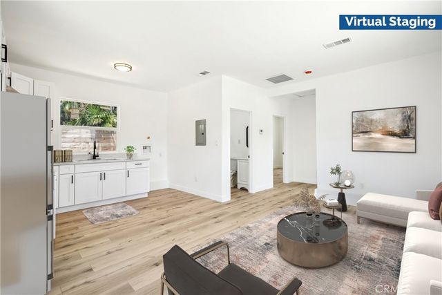 3816 S Victoria, Los Angeles, CA 90008