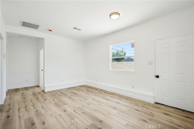 3816 S Victoria, Los Angeles, CA 90008