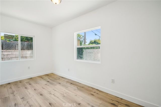 3816 S Victoria, Los Angeles, CA 90008