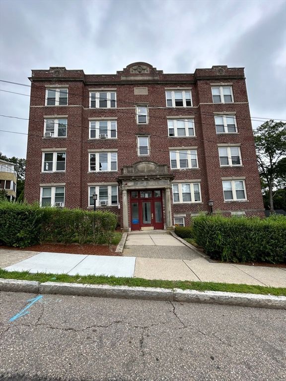 31 Dennison Ave 10, Framingham, MA 01702