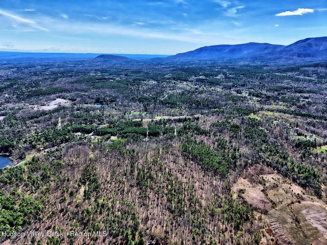 201 Edison Timmerman Road, Cairo, NY 12413
