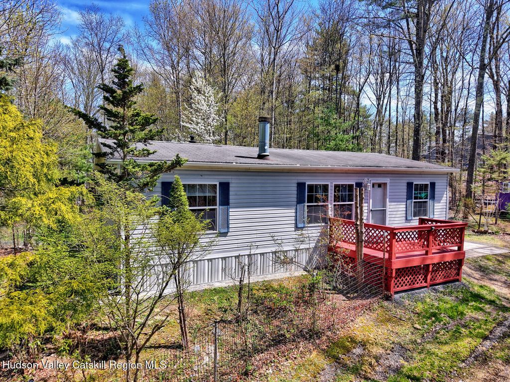 201 Edison Timmerman Road, Cairo, NY 12413